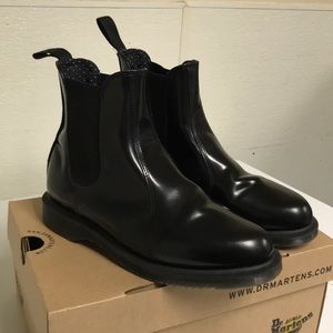 Flora Chelsea boots Dr. Martens
